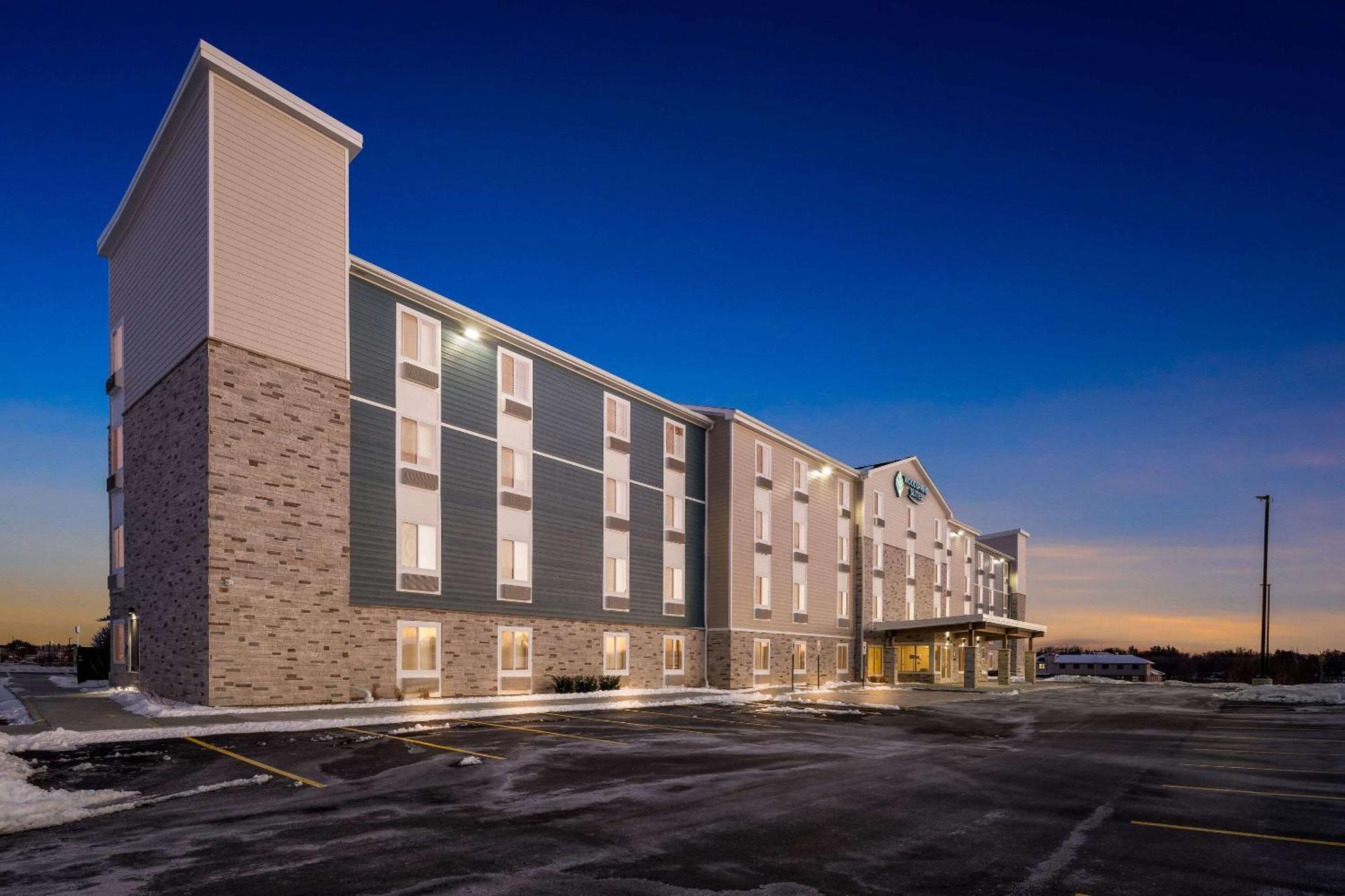 Woodspring Suites Loves Park - Rockford Exterior photo